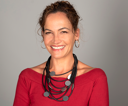 Prof Amaya Bustinduy